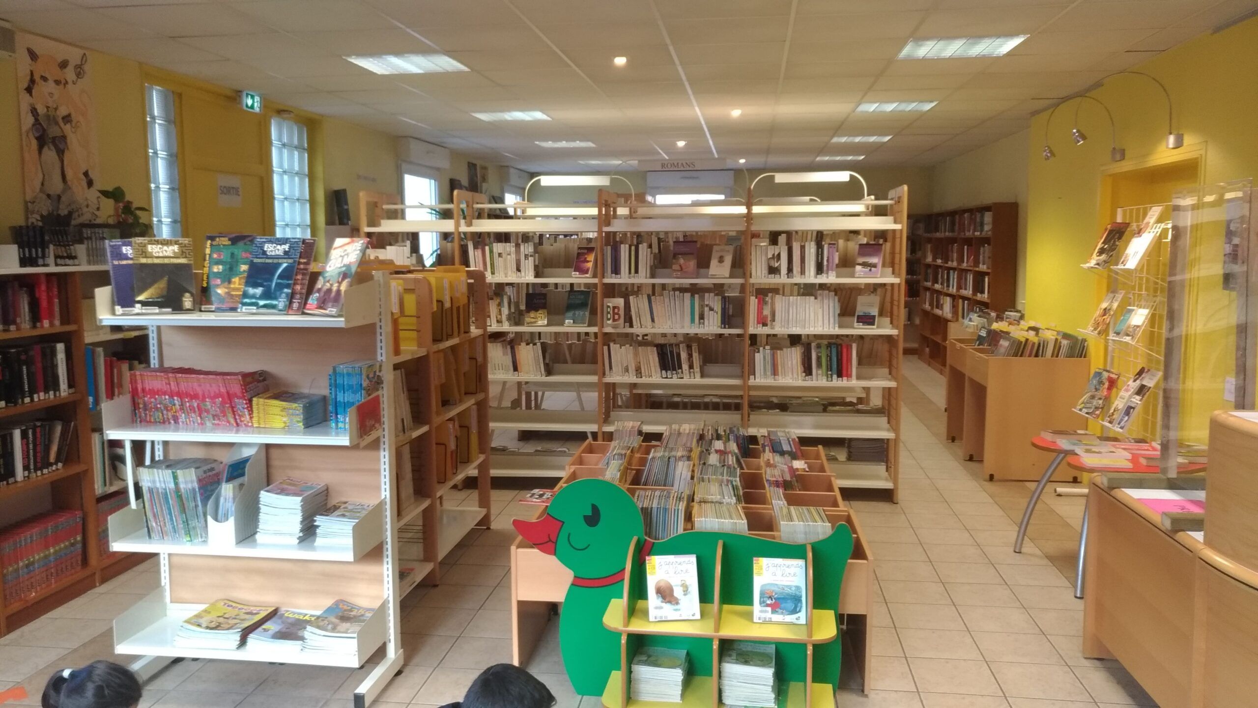 Hopla la marionnette Kangourou de Petits Bonds à la Bibliothèque de Loire-sur-Rhône